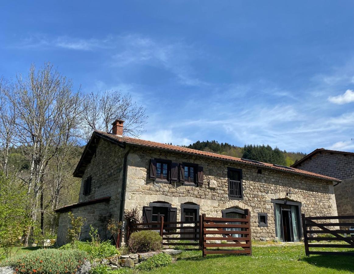 Bed and Breakfast La Vaisse Ambert Exterior foto