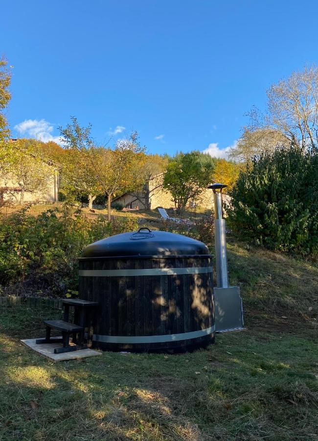 Bed and Breakfast La Vaisse Ambert Exterior foto