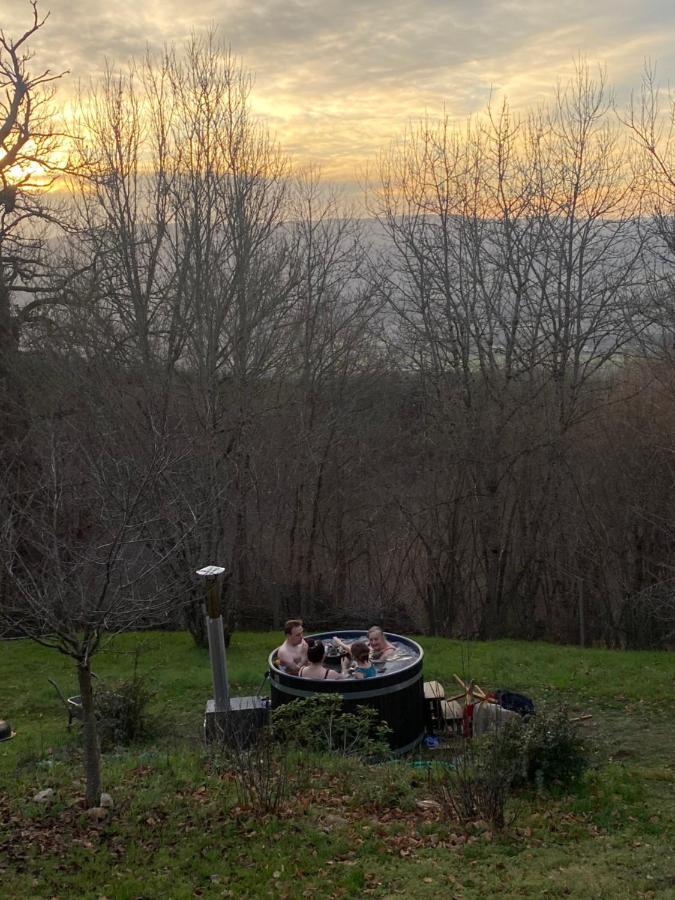 Bed and Breakfast La Vaisse Ambert Exterior foto